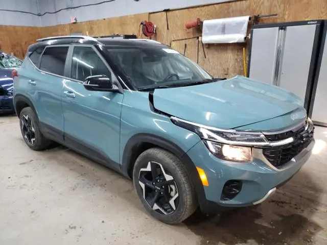 2025 KIA SELTOS S  