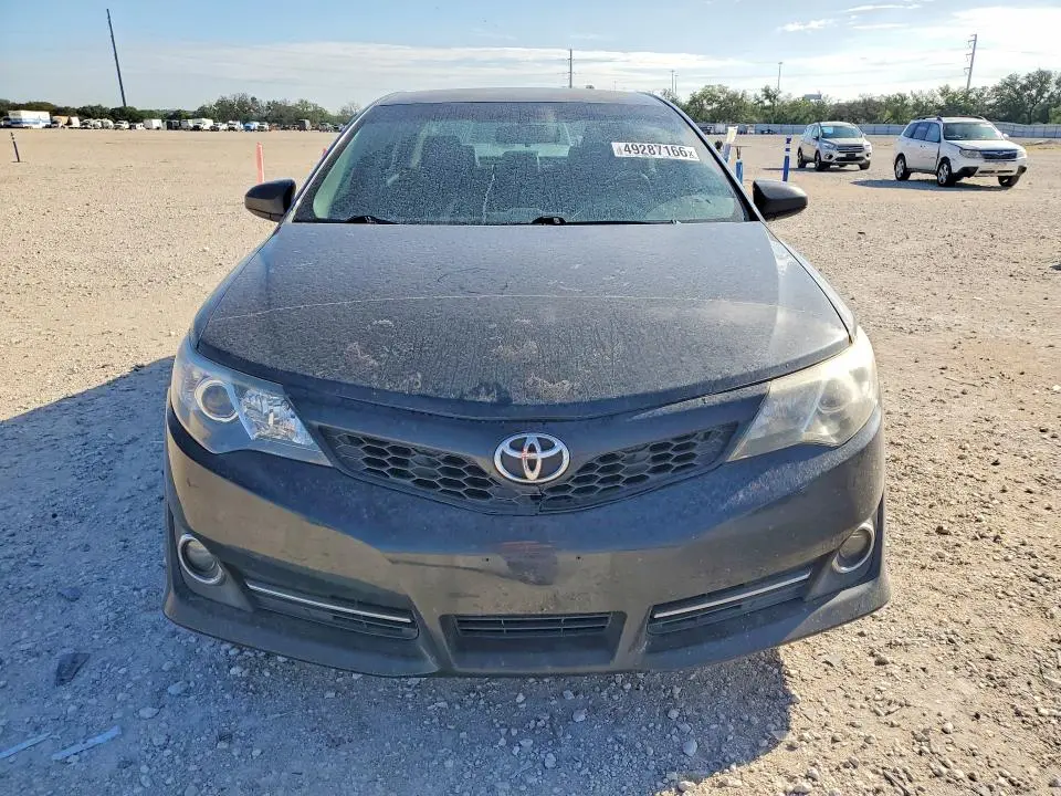 2012 TOYOTA CAMRY SE  