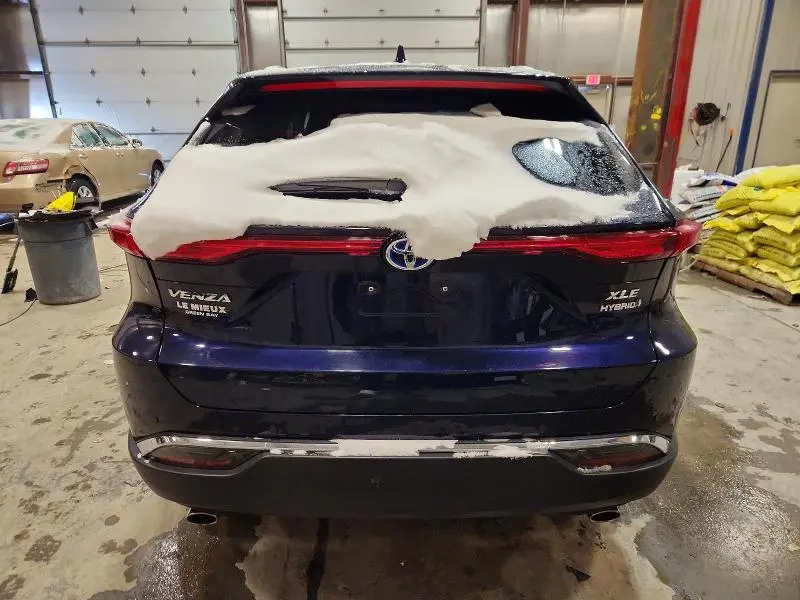 2021 TOYOTA VENZA LE  