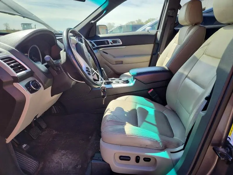 2011 FORD EXPLORER XLT  