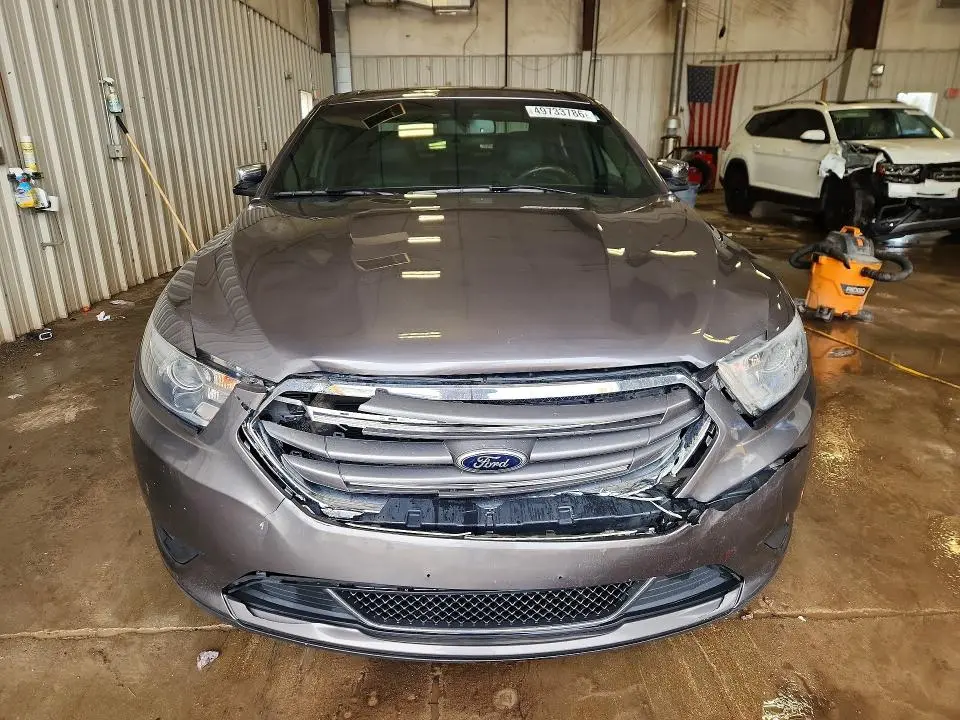 2013 FORD TAURUS LIMITED  