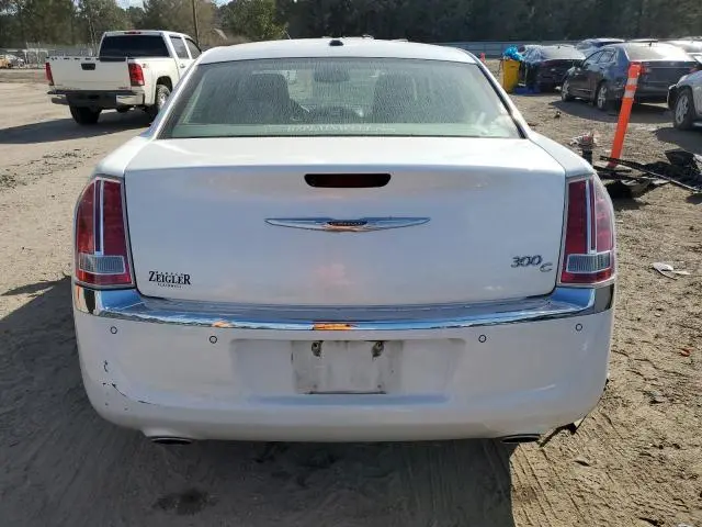 2011 CHRYSLER 300C   