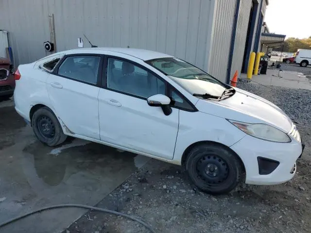 2013 FORD FIESTA SE  
