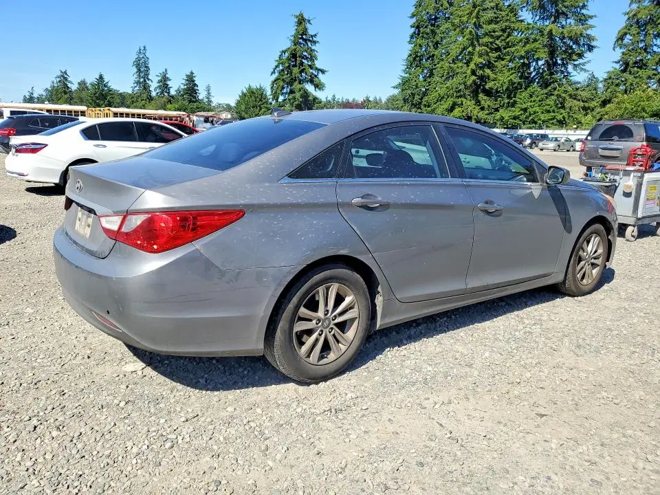2013 HYUNDAI SONATA GLS  