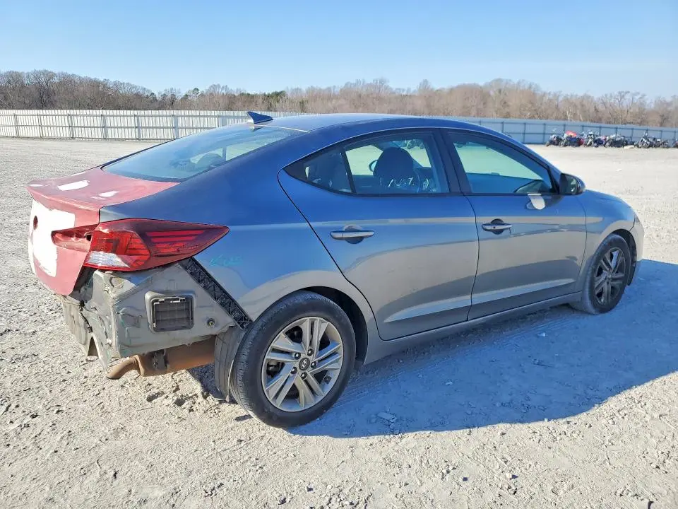 2019 HYUNDAI ELANTRA SEL  