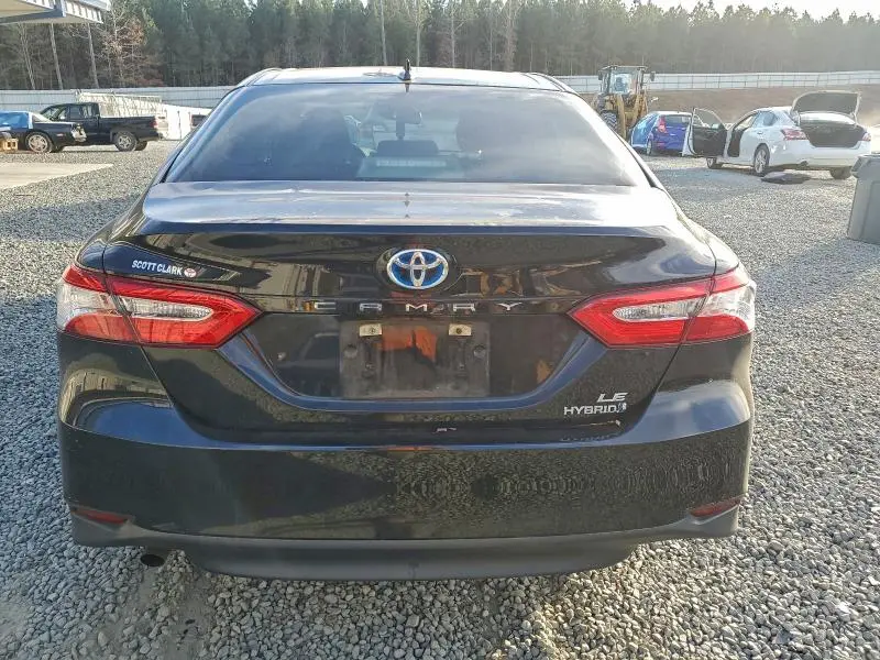 2020 TOYOTA CAMRY LE  