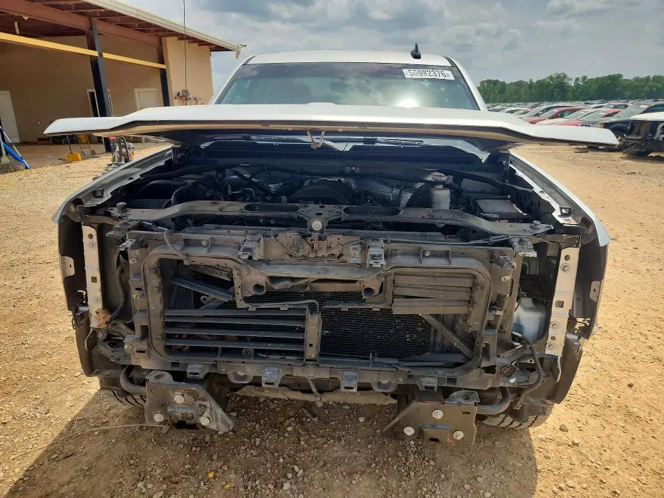2017 CHEVROLET SILVERADO   