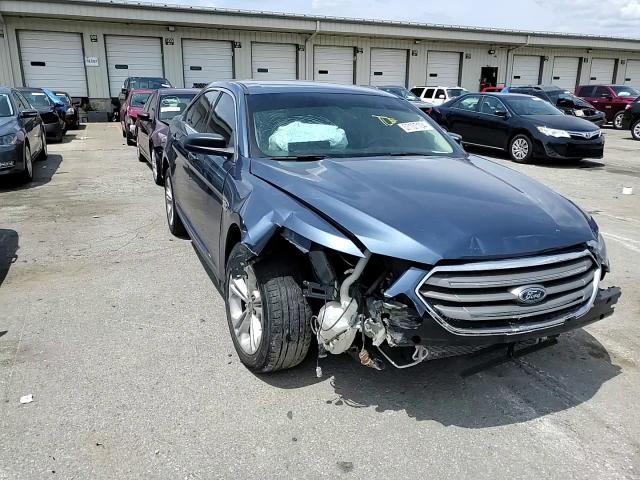 2019 FORD TAURUS SE