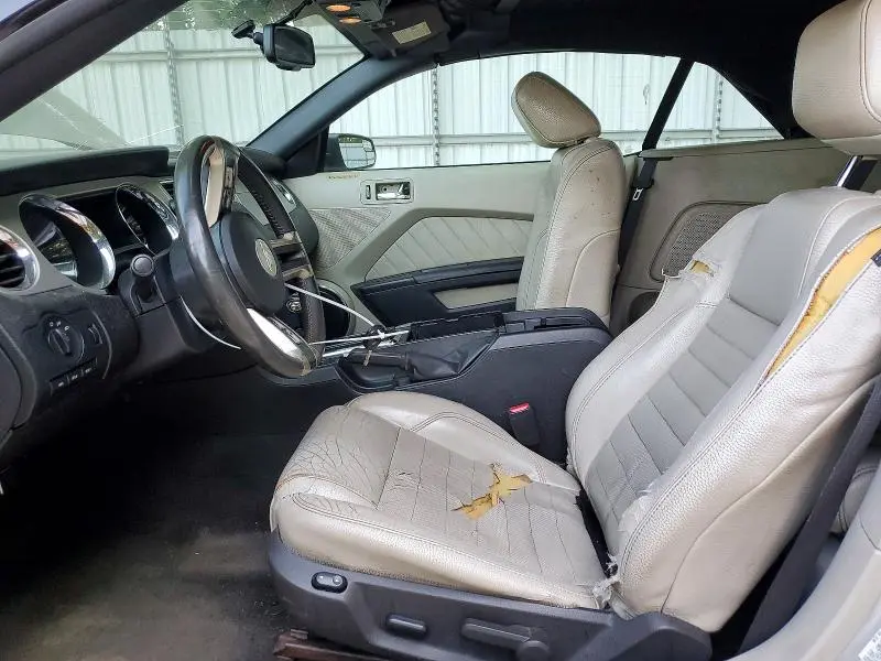 2011 FORD MUSTANG   