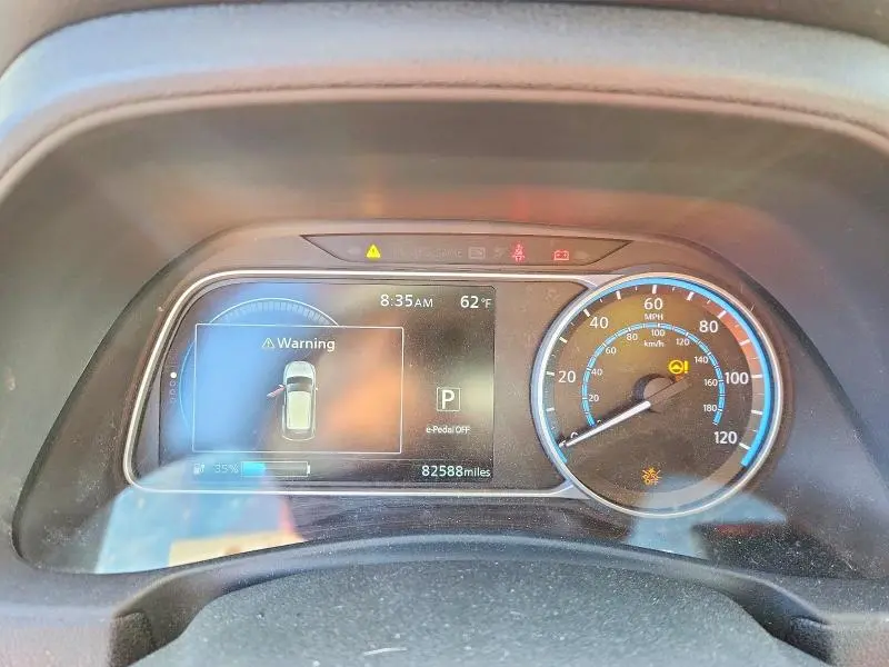 2018 NISSAN LEAF SL  