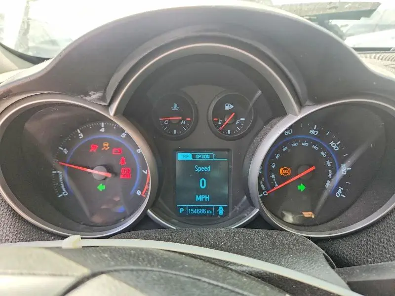 2015 CHEVROLET CRUZE LT  