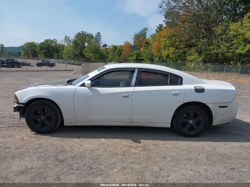 2014 DODGE CHARGER SE