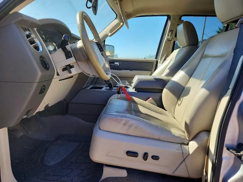 2011 FORD EXPEDITION XLT  