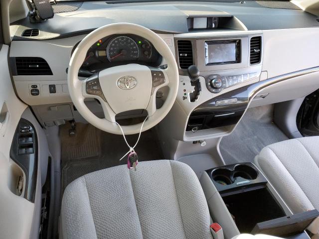 2014 TOYOTA SIENNA LE