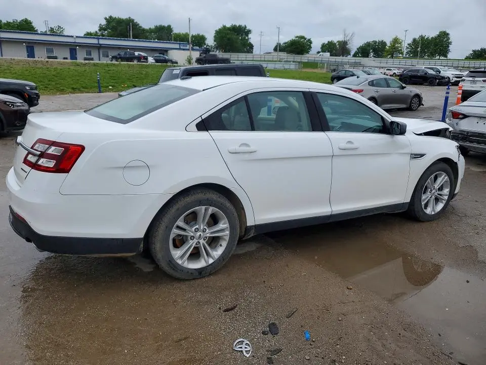 2016 FORD TAURUS SE  