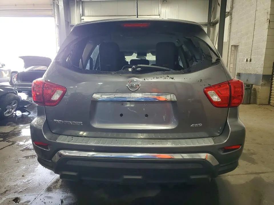 2017 NISSAN PATHFINDER S  