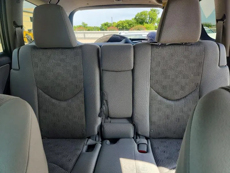 2012 TOYOTA RAV4 BASE  