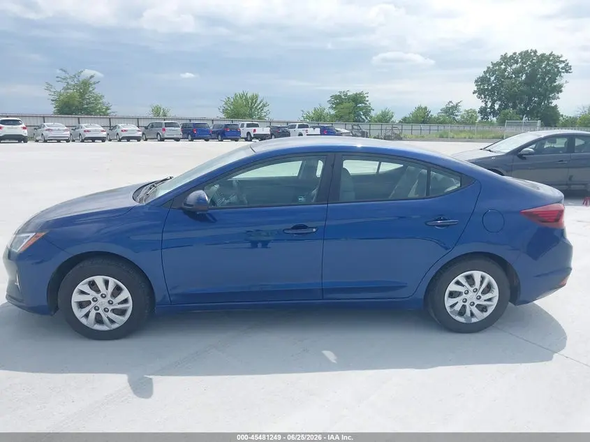 2020 HYUNDAI ELANTRA SE