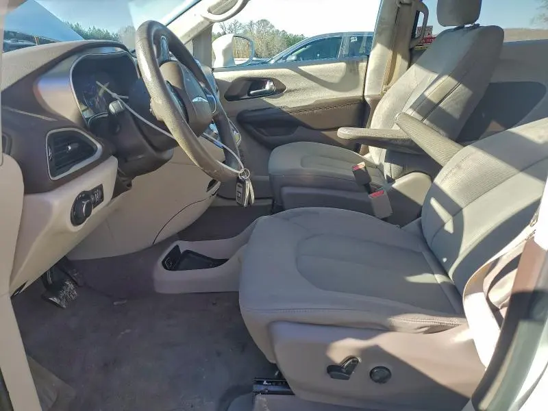 2018 CHRYSLER PACIFICA LX  