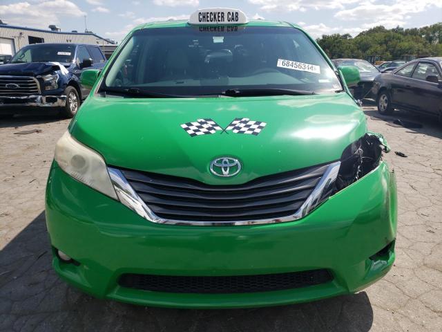 2014 TOYOTA SIENNA XLE