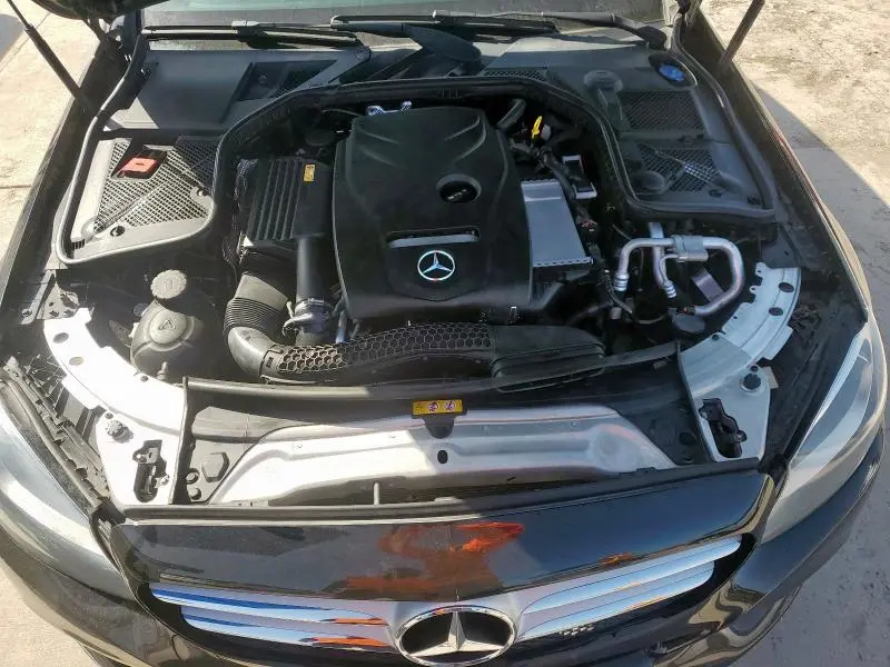2015 MERCEDES-BENZ C 300