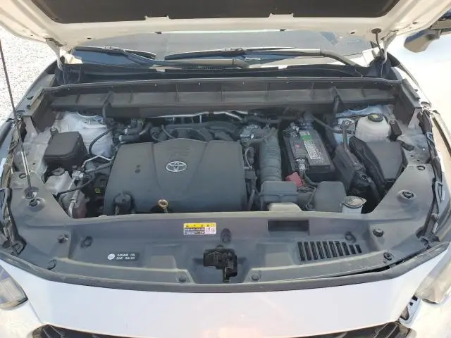 2022 TOYOTA HIGHLANDER XSE  