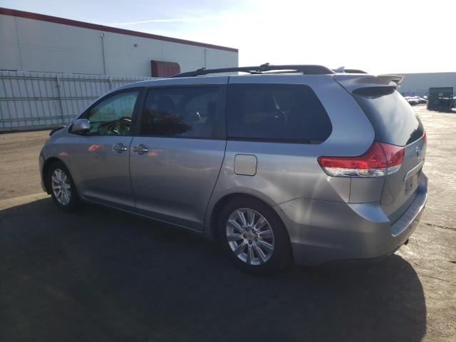 2011 TOYOTA SIENNA XLE