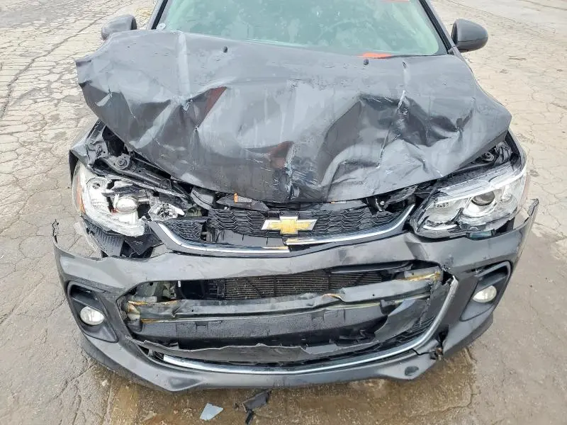 2017 CHEVROLET SONIC LT  