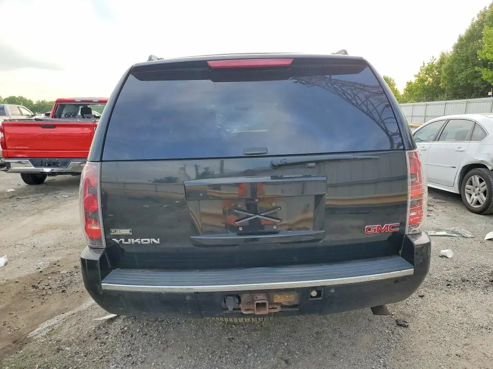 2012 GMC YUKON DENALI  