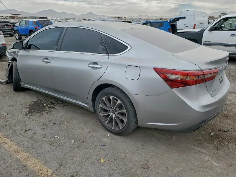 2018 TOYOTA AVALON XLE  