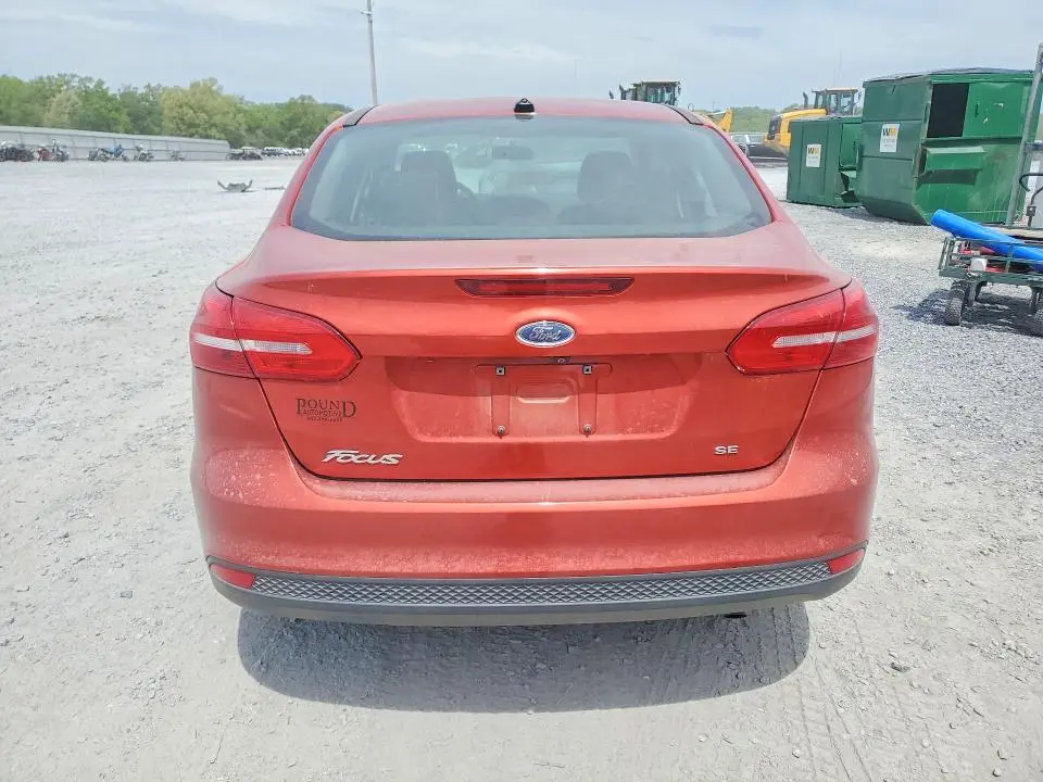 2018 FORD FOCUS SE  