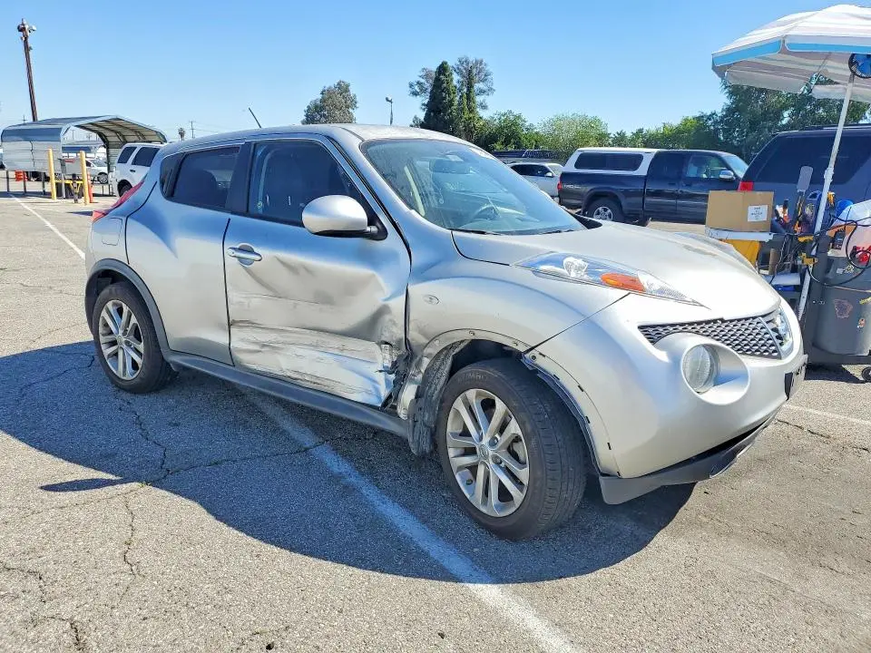 2012 NISSAN JUKE S  