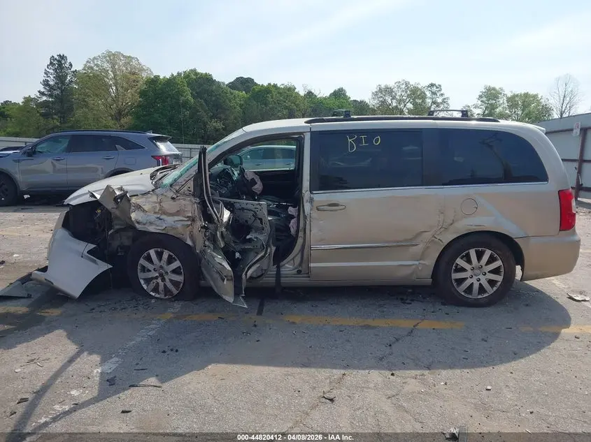 2015 CHRYSLER TOWN & COUNTRY TOURING
