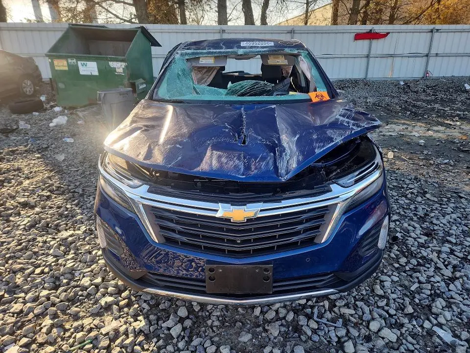 2022 CHEVROLET EQUINOX LT  