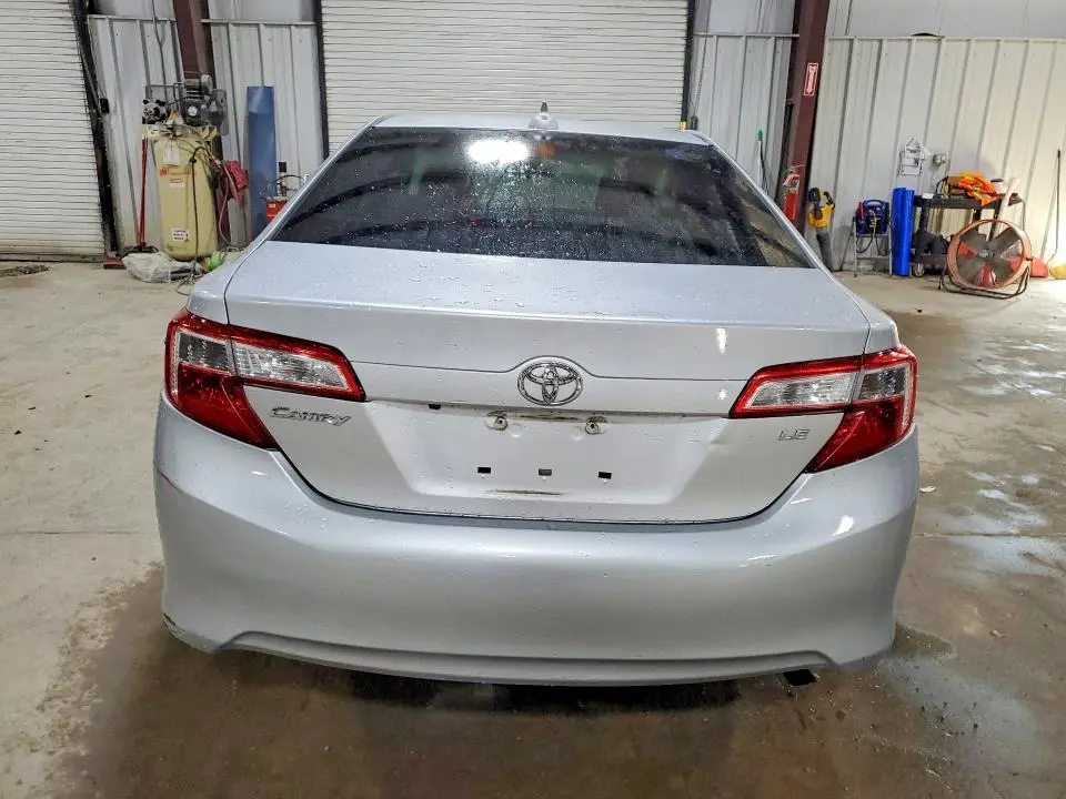 2014 TOYOTA CAMRY LE  