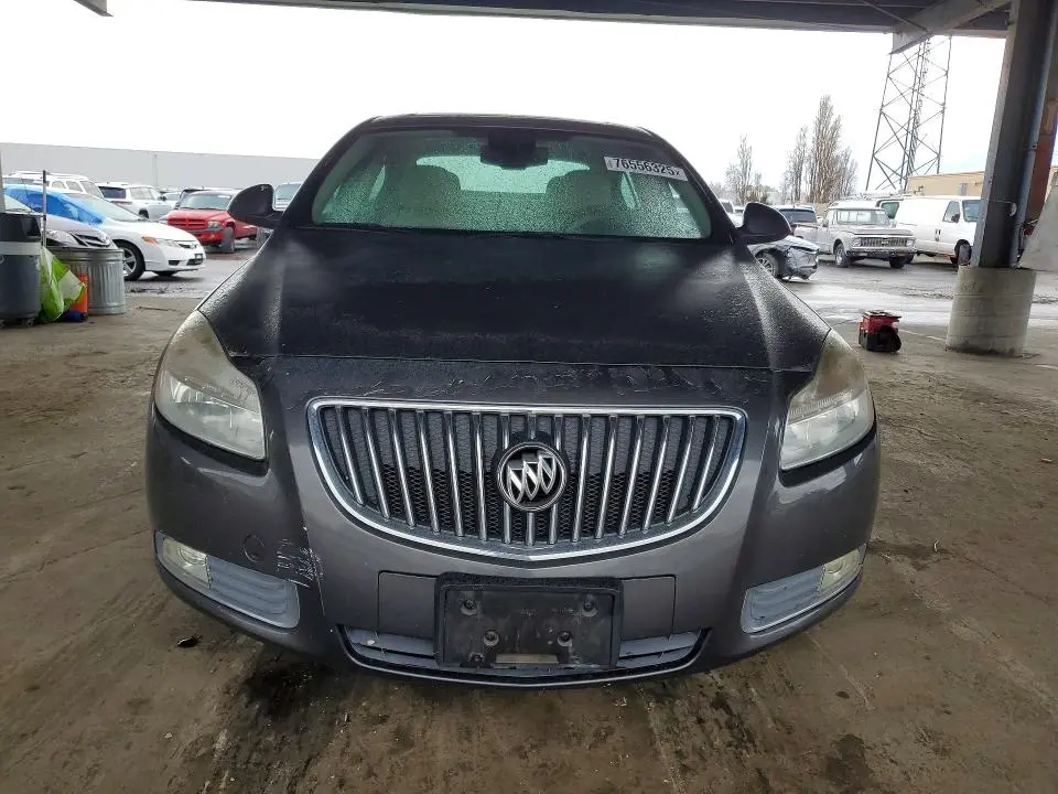 2011 BUICK REGAL   