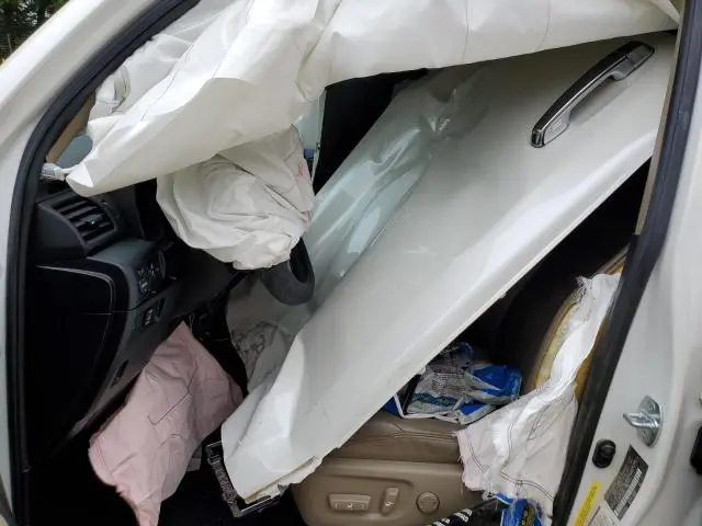 2018 TOYOTA 4RUNNER SR5/SR5 PREMIUM  