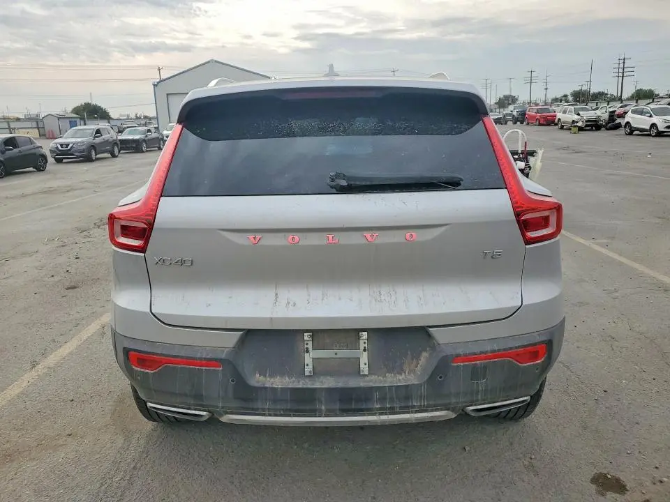 2019 VOLVO XC40 T5 INSCRIPTION  