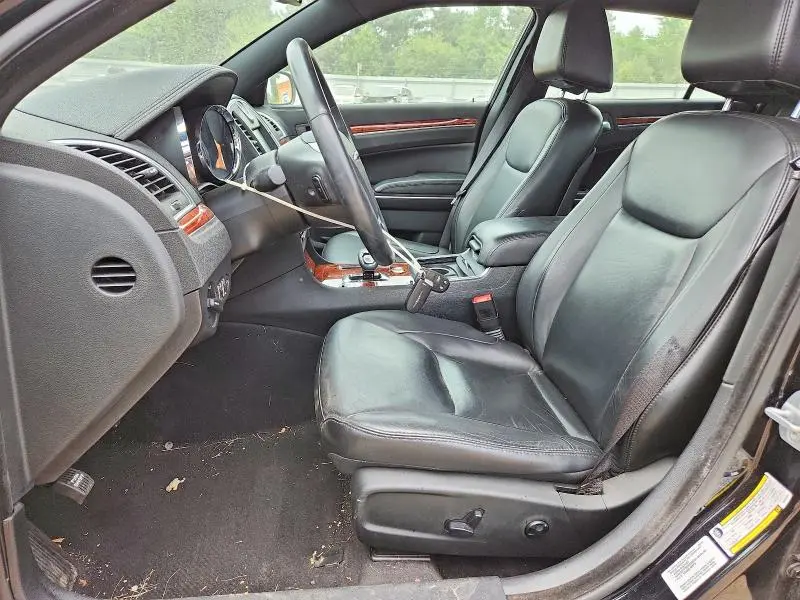 2013 CHRYSLER 300   