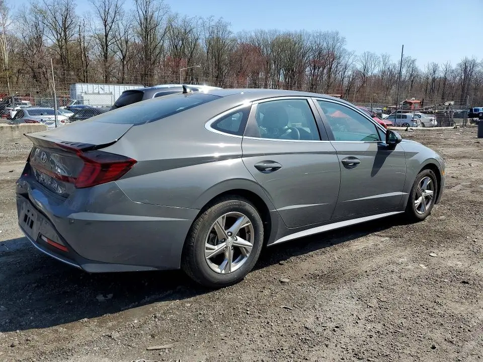 2021 HYUNDAI SONATA SE  