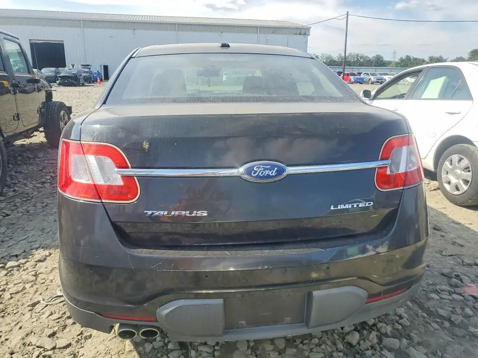 2010 FORD TAURUS LIMITED  