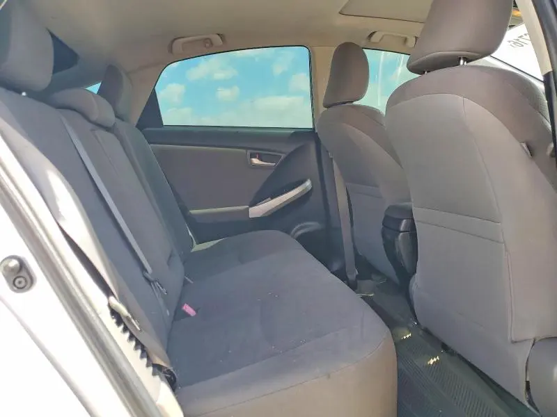 2013 TOYOTA PRIUS THREE  