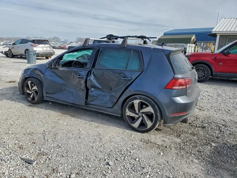 2018 VOLKSWAGEN GTI S/SE  