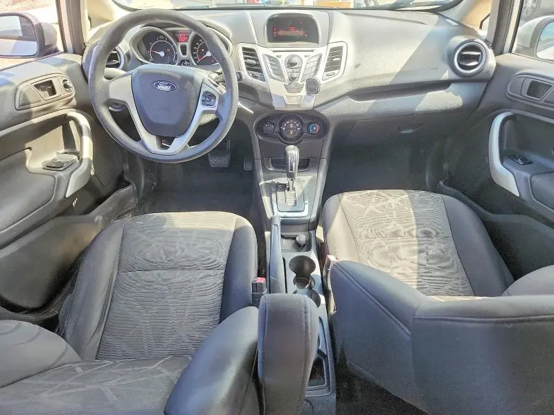 2013 FORD FIESTA SE  