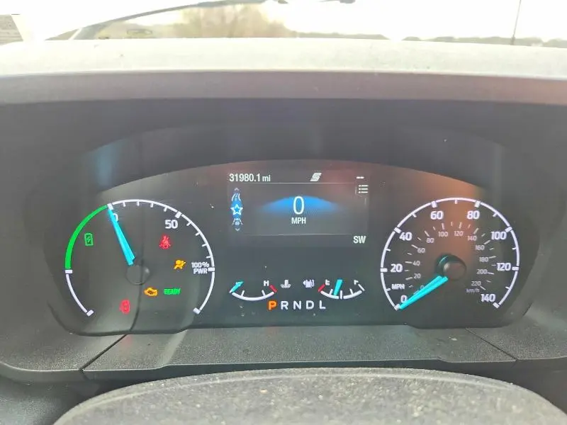 2023 FORD MAVERICK XL  