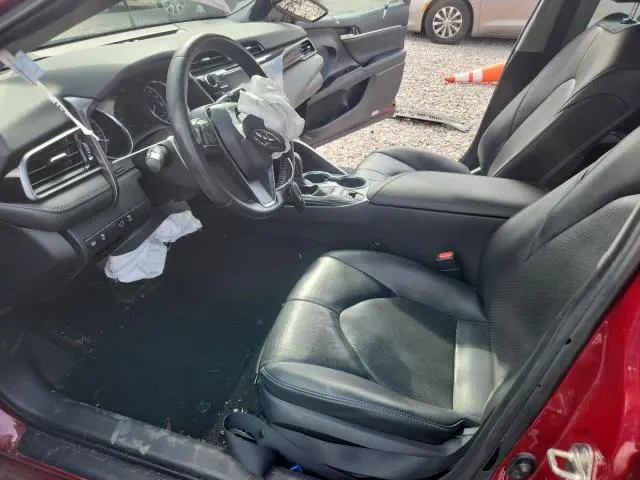2020 TOYOTA CAMRY XLE  
