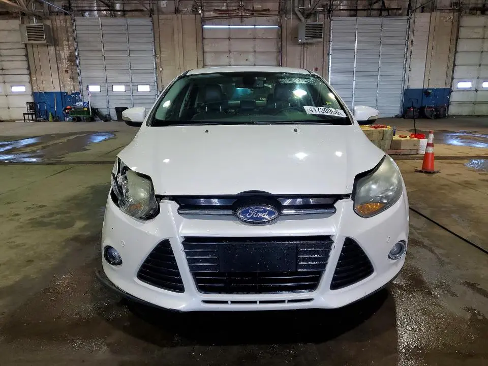 2012 FORD FOCUS TITANIUM  