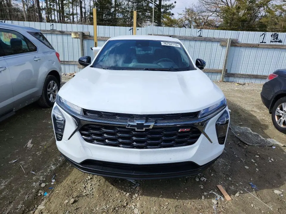 2025 CHEVROLET TRAX 1RS  