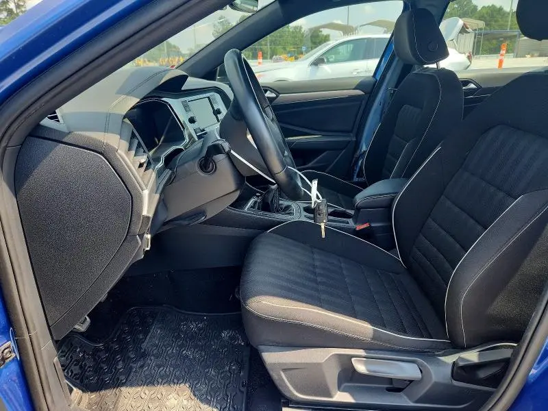 2024 VOLKSWAGEN JETTA SPORT  