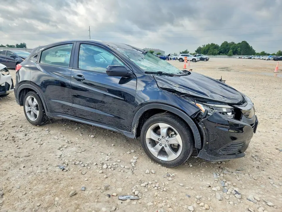 2021 HONDA HR-V LX  